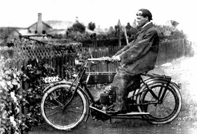 1908 Model motor cycle Bill Bradley