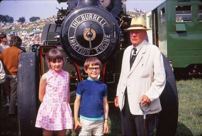 Masham 1972 William Bradley with Gt Grandchildren