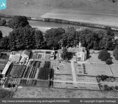 Low Mill Lane 1947 Holme House  aerials_002