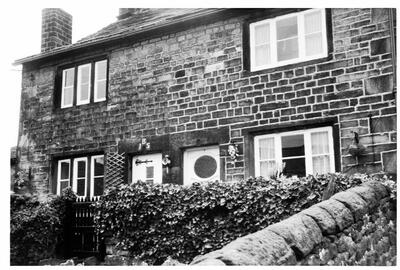 106 - 108 Main St Brumfitt Hill 1960s