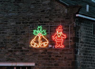 Lights 2004 - Bells & Father Christmas