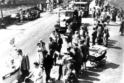 Gala 1950s Procession